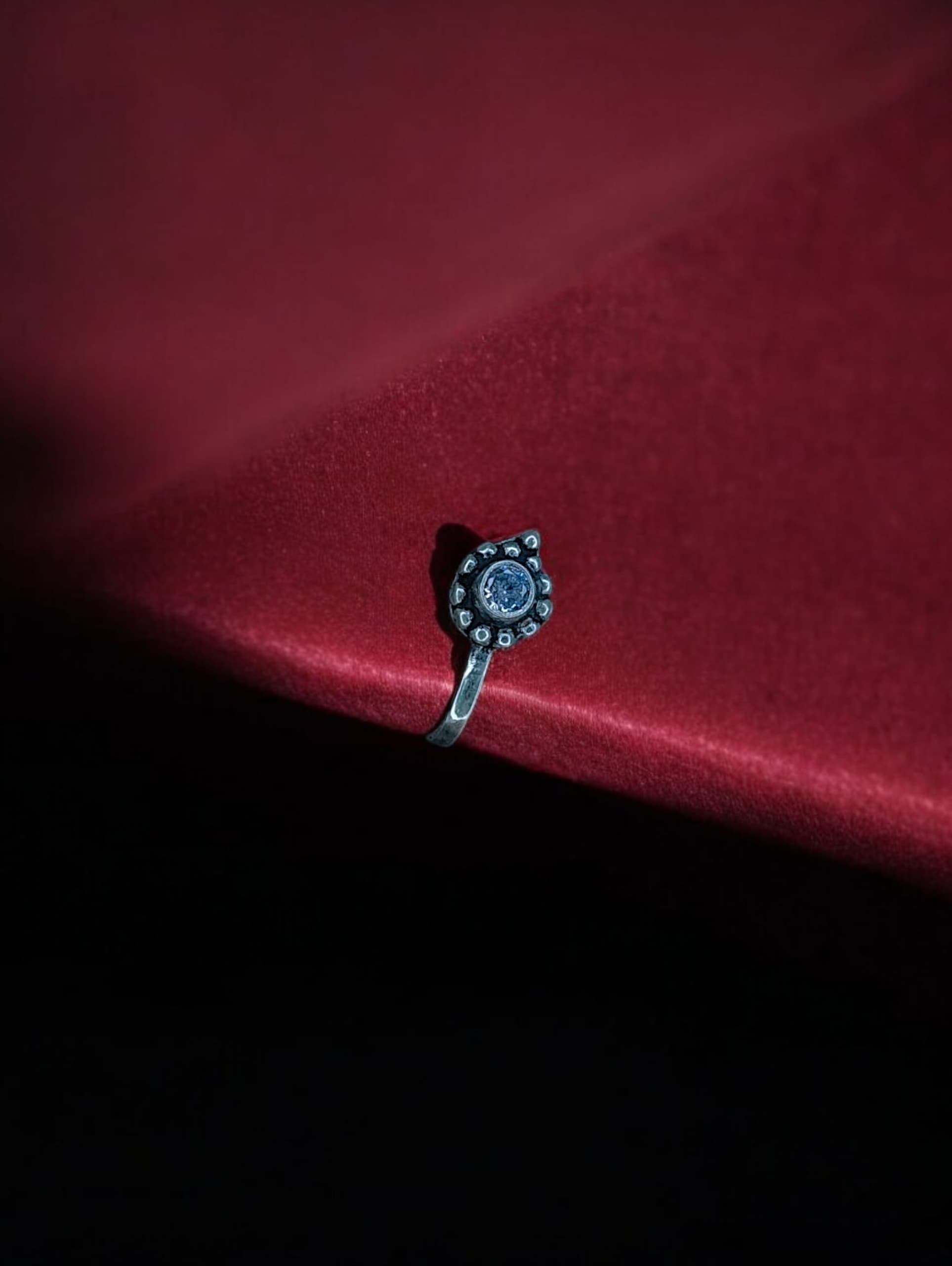 Nose Pin (Pressing) Oxidised Diamond- 925 Silver