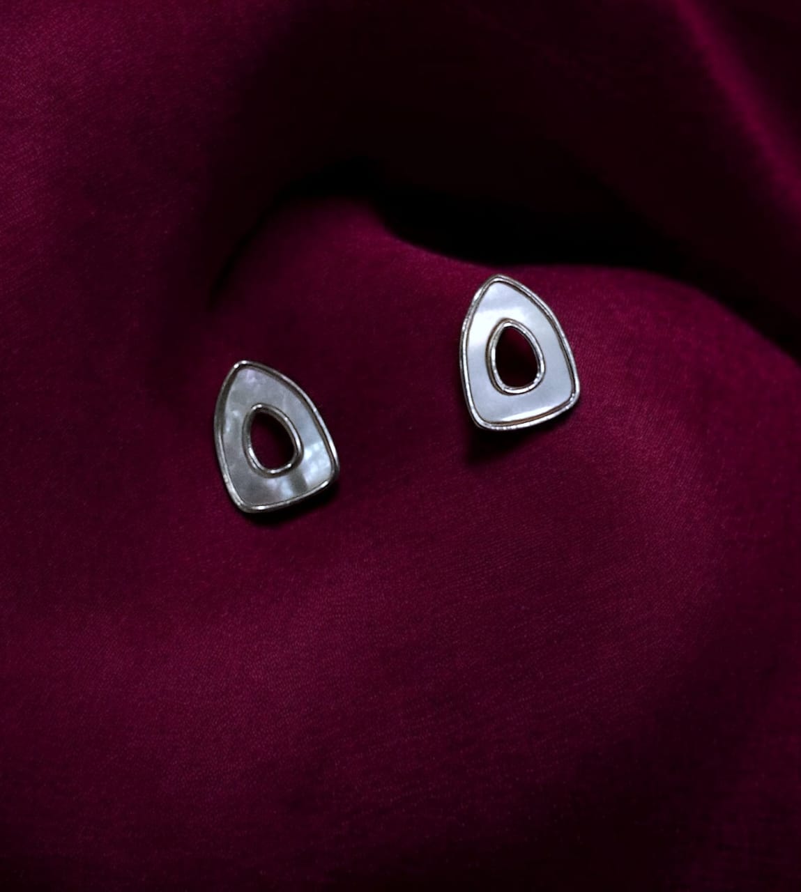 Tear Drop Shaped Earrings - 925 silver