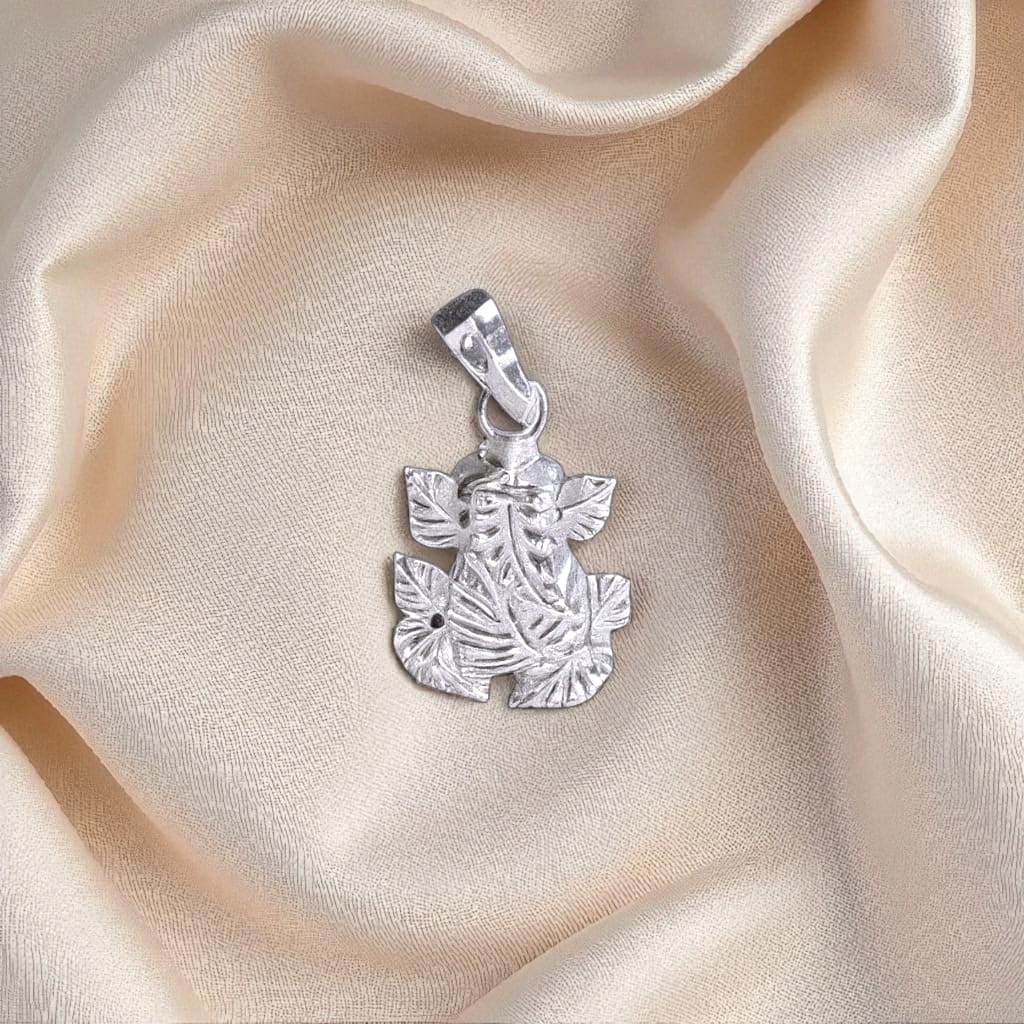 Lord Ganesh Leaf Pendant - 925 Silver