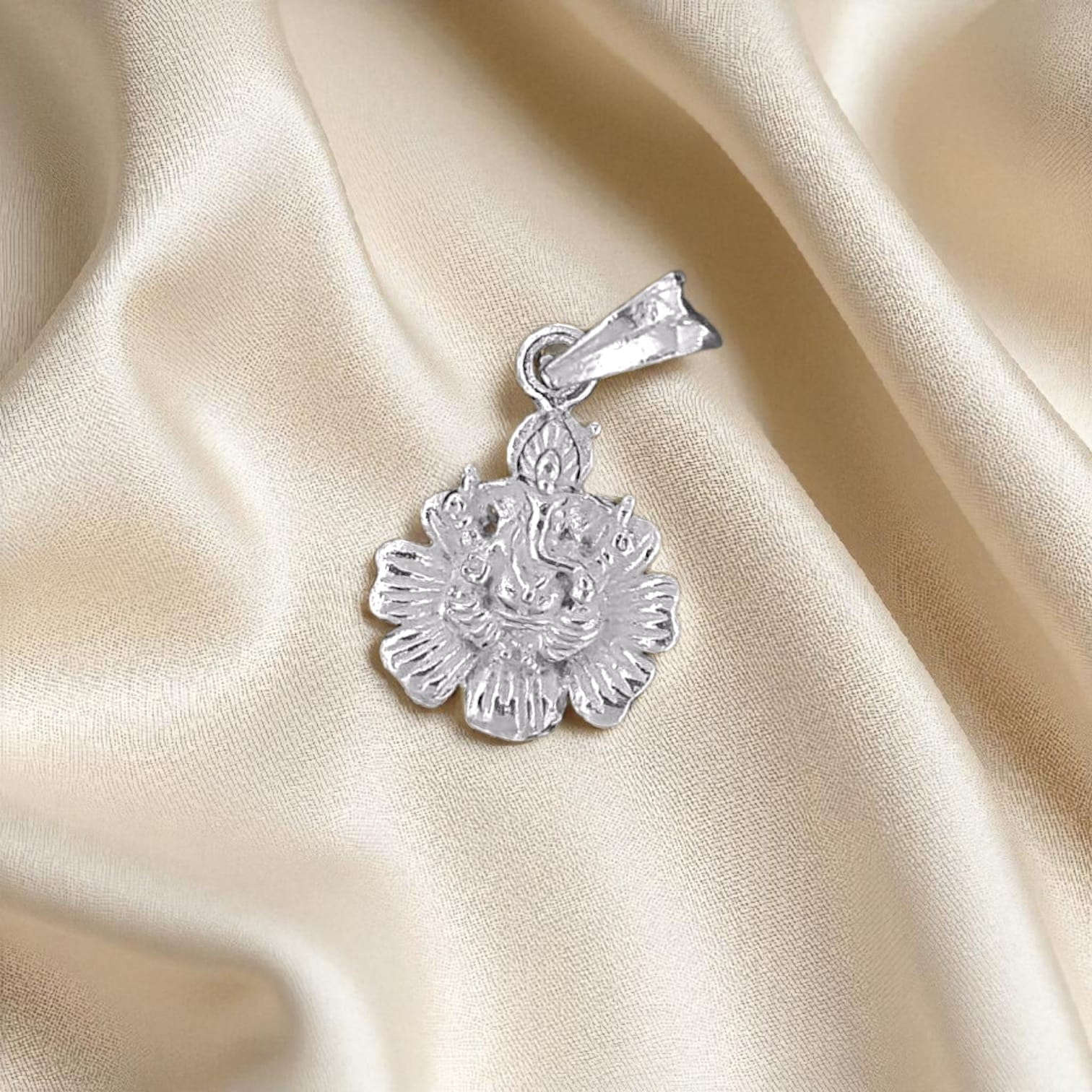 Ganesha Flower Pendant - 925 Silver