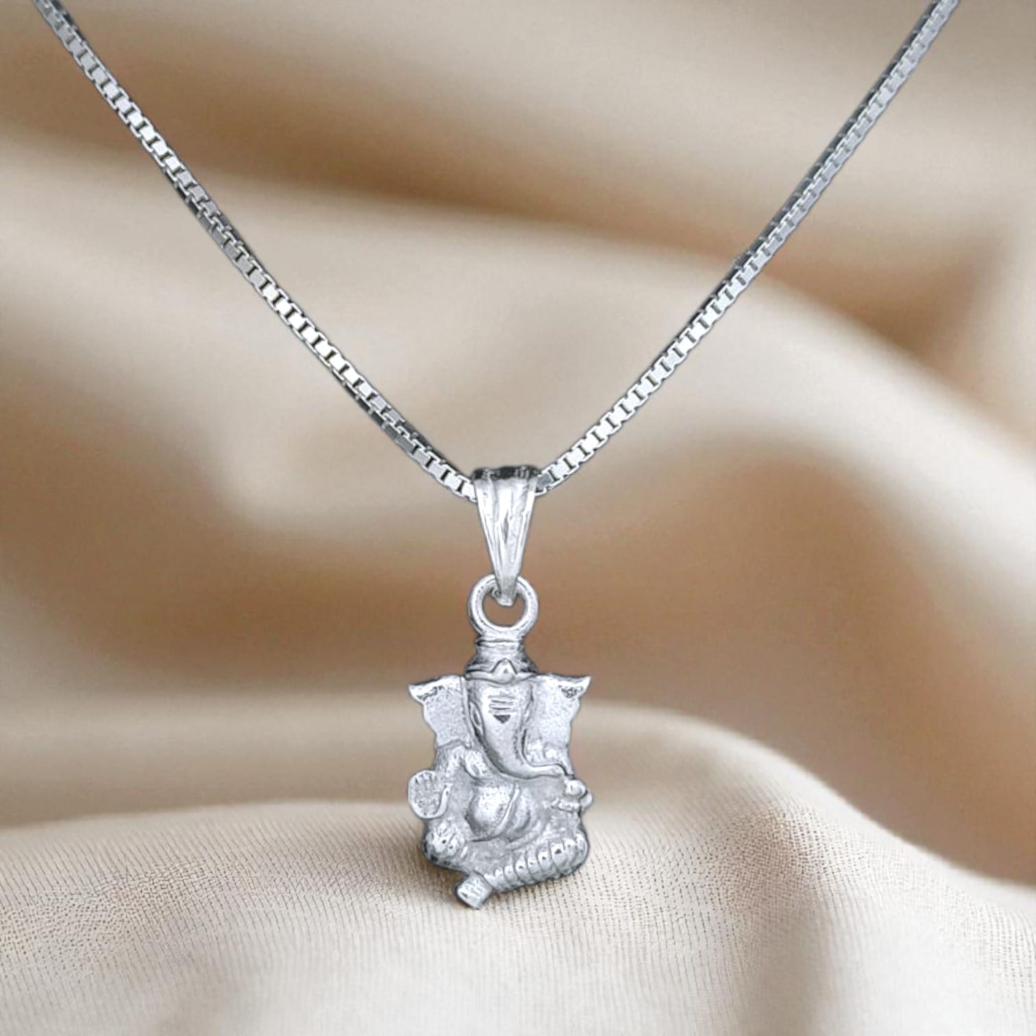 S2 Ganpati Pendant with Chain - 925 Silver