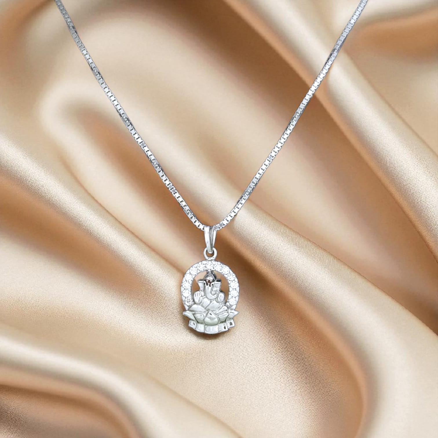 Silver Stud Ganpati Pendant with Chain -925 Silver