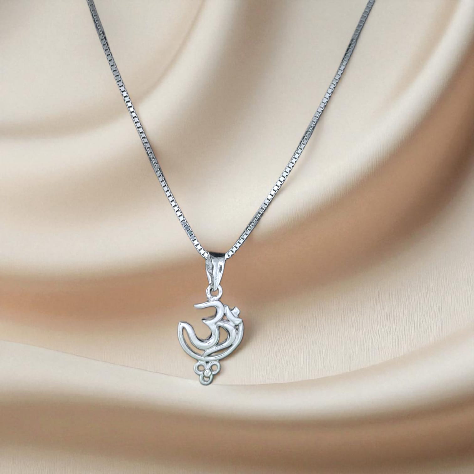 Silver Fancy Om Pendant with Chain