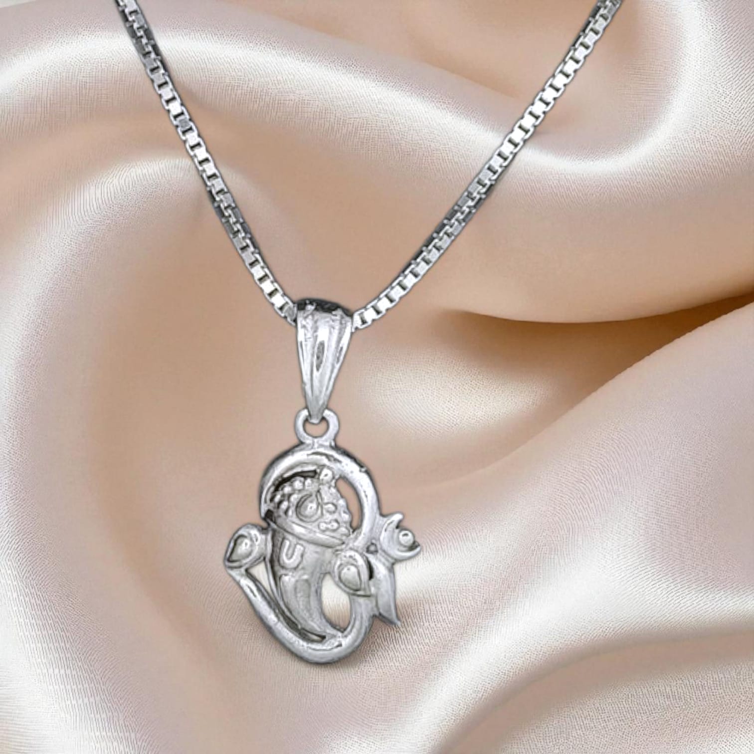 Silver Om Ganpati Pendant with Chain=925 Silver