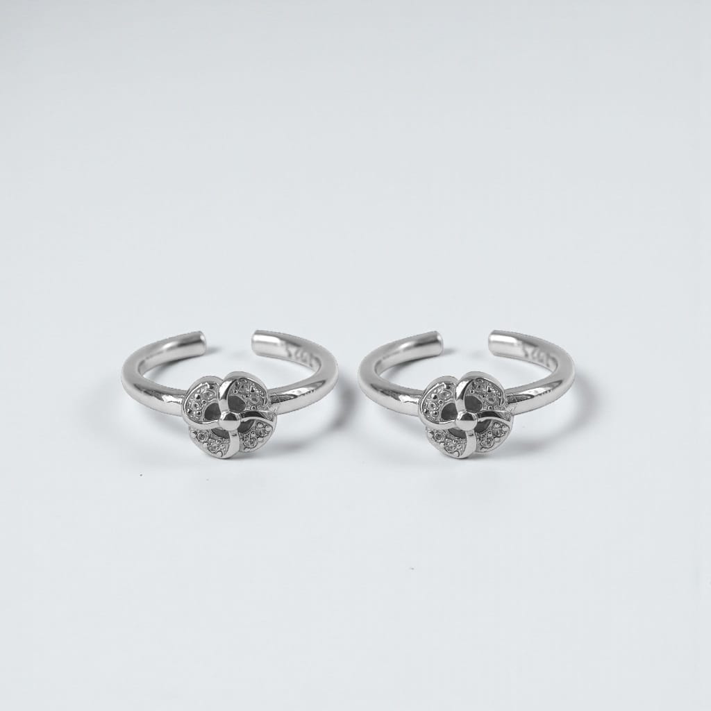 Silver Fancy Rose Toe RIng