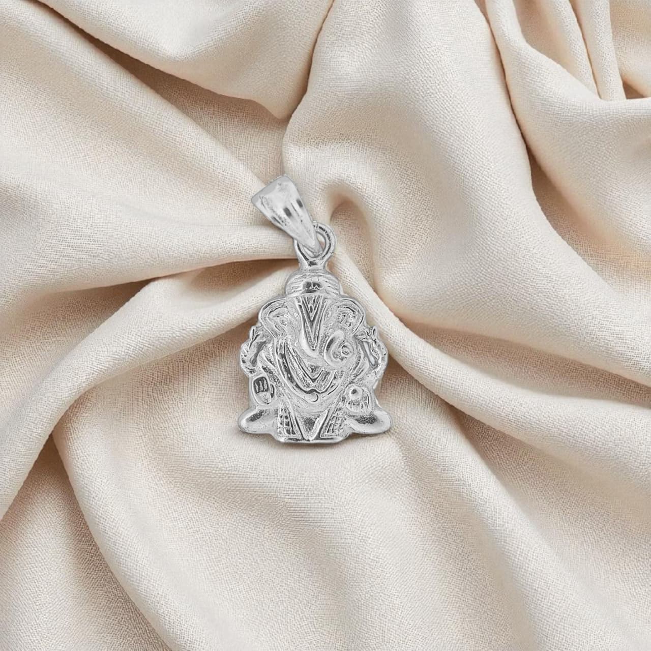 Silver Shrimant Dagduseth Ganpati Pendant