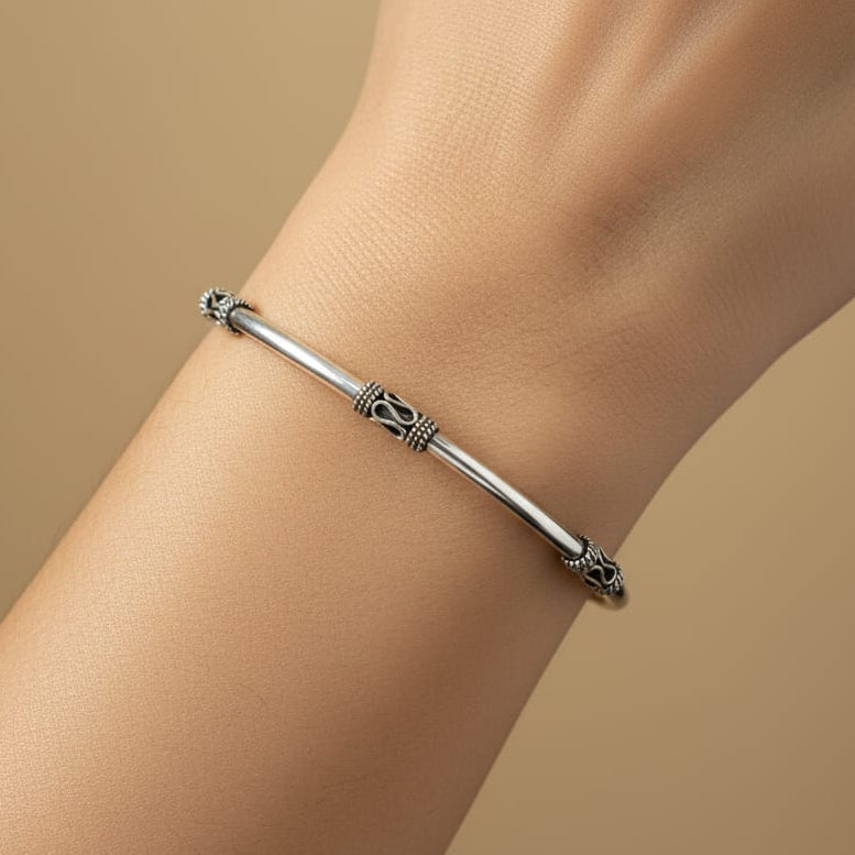 Oxodised Silver Bangle/Bracelet for Women-925