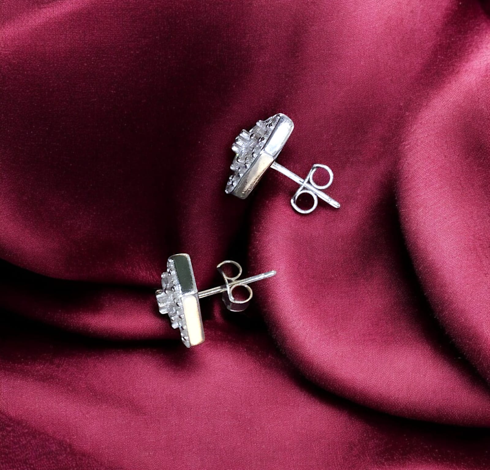 Diamond Shaped Earrings - 925 silver
