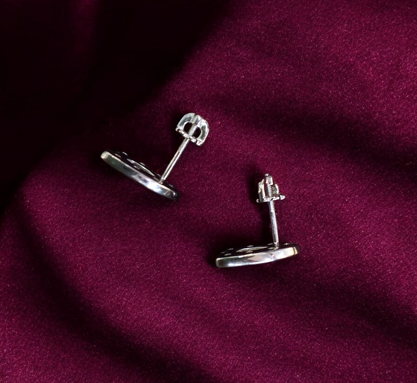 Tear Drop Shaped Earrings - 925 silver