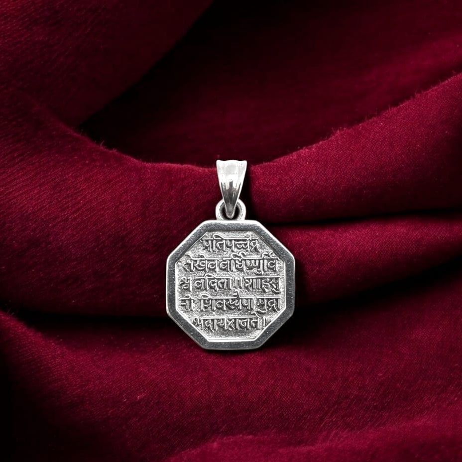 Silver Rajmudra Baby Pendant-925